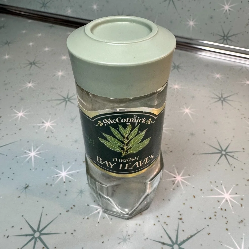 Vintage McCormick Turkish Bay Leaves Jar‎ Green Lid and Label Glass Spice Bottle